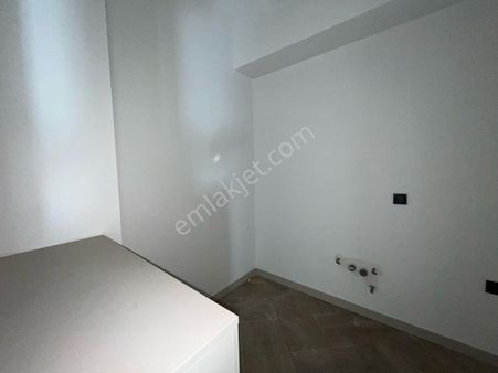 Remax Model Den D'lıfe Metropol De 4.5+1 Satılık Lüks Daire