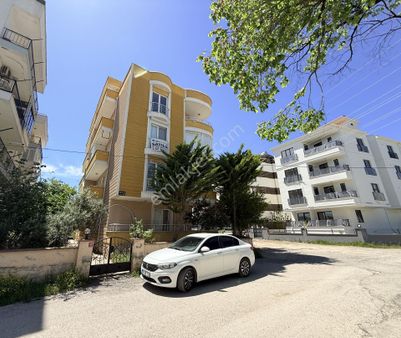 ▀tek Yetkili▀ Jet'ten Altınkumda Doğalgazlı Köşe Cephe 2+1 Daire