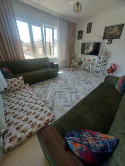 Beyazlarda Satlık 2+1 Daire Krediye Uygun
