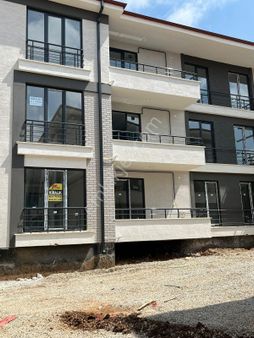 18- Şeker Gayrimenkul Sarı Dede Mah. 100 M2-2+1 Kiralık Daire