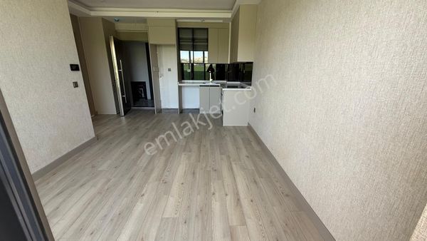 Sincan Saraycık'ta Güvenlikli Sitede Lüx Sıfır Satılık 1+1 Daire