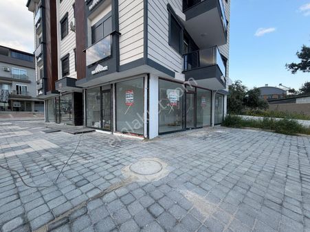 Çamlıbel'de Kiralık Köşebaşı Cephesi Açık 49 M2 Dükkan