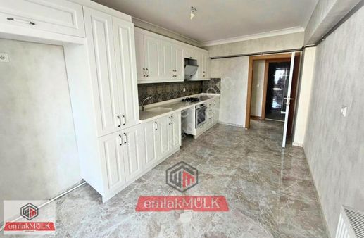 Emlakmülkten Bölgenin En Geniş 2+1 Oturuma Hazır İskanlı Dairesi