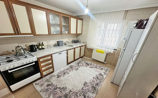 Etlik'de Refik Saydam Caddesi Yakını Giriş Katta Masrafsız Daire