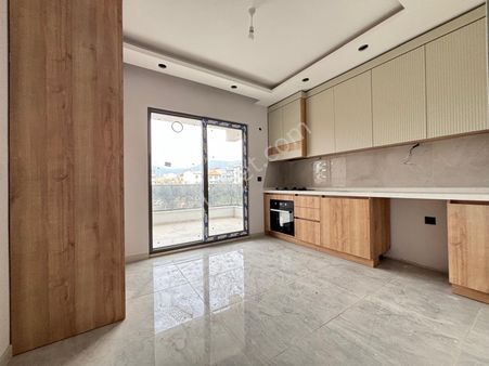 Mera Emlaktan Kadıköy Mh. Y. Isıtmalı 2+1 Ultralüx 120m2 Daire