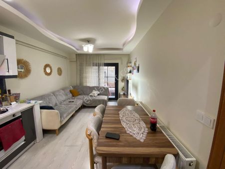 Acill Buca Y.kemer Meydan Yakını Dicle Mah.de 2+1 70m2 A.mutfak D.gazlı Satılık Daire