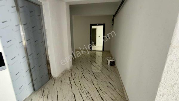 Remax Dem'den Erzincan Merkezde Satılık Lüks 3+1 Daire