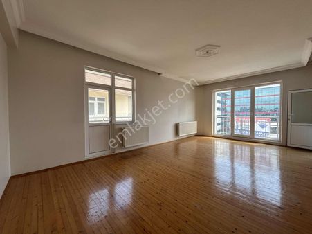 Atakum Medicalpark Karşısı Mükemmel Konum Kiralık 3+1 Daire