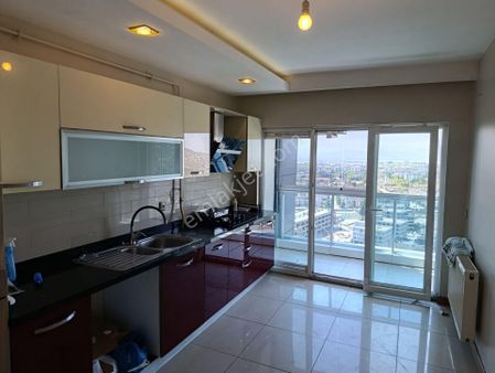 Yıldız Konutlarında En Özel Konumda, En İyi Manzaralı 4+1 Daire