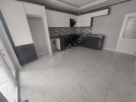 Piyade Mahallesinde 3+1 Bağımsız Merkezi Konumda Satılık Daire