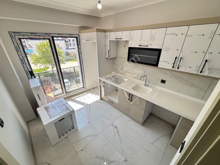 ▀▄mera Emlaktan Tuzcumurat Mh. Ayrı Mutfaklı 3+1 140m2 Lüx Daire