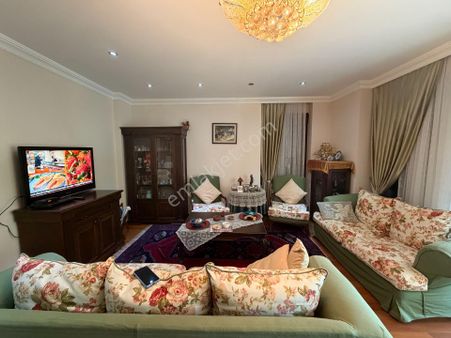 Ayvalık Camlık Ta Satılık Mustakil Villa.