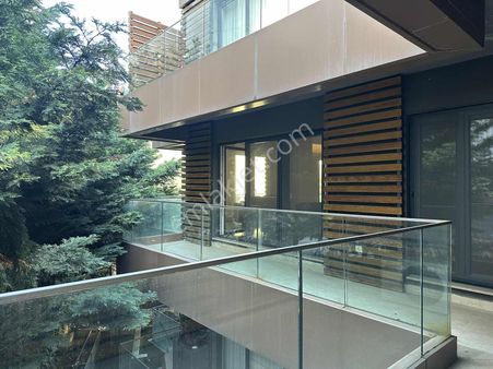 Göktürkte Nef 04 Sitesinde Net 135 M2 Yüksek Kat