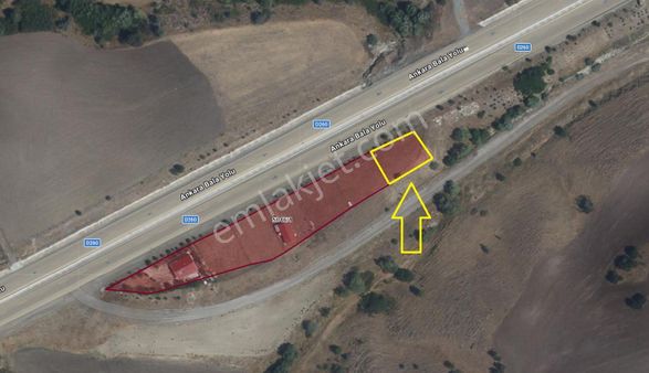 Beynamda Asfalt Yola Cepheli 500 M2 Hisseli Tarla Karadeniz Emlk