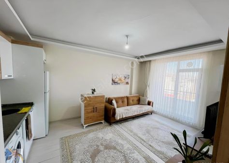 Van Avm Civarı Satılık Eşyalı 1+1 Geniş Daire
