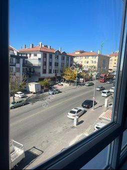Altın Anahtardan 19 Mayıs Cd Üzeri Katta Ön Cephe Yapıllı