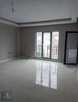Civan Emlaktan Yakakent Merkezde Satılık Sıfır Daire