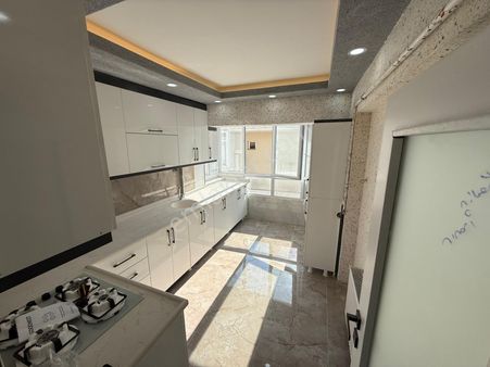 Es As Emlak'tan Mareşal Çakmak Mh Full+full Yapılı Kiralık 2+1 Daire