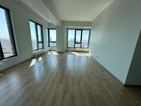 Mertcan Dan Adnan Kahveci Metroya Yürüme Site İçi 3+1 Deniz Manzaralı