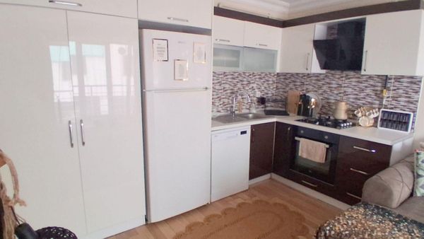 Mertcan'dan Havuzlu Güvenlikli Lüks Sitede Full Eşyalı 1+1 Daire