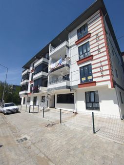 Tekirdağ Muratlı İstiklal Mahallesinde 1+1 Kiralık Daire