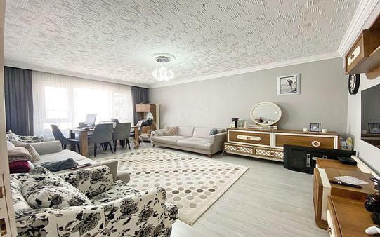 Kuşcağız'da Cadde Yakını Ön Cepheli 3+1 Katta Masrafsız Daire!!!