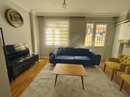 Güneyden Ful Eşyalı Kot 1 Teraslı 2+1.80m2 Daire