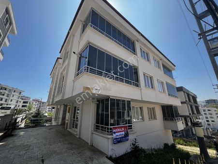 Re/max Modern'den Kiralık 1+1 Daire