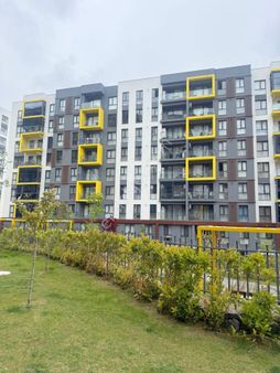 Mertcan'dan İskanlı Havuzlu Güvenlikli Lüks Sitede Ara Kat 2+1