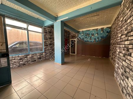Mertcan Dan Yakacık Meydana Yürüme 200m2 Fırsat Kiralık Dükkan
