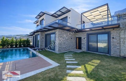 Bodrum Gündoğan Güvenlikli Sitede Özel Havuzlu Tek Kat Villa