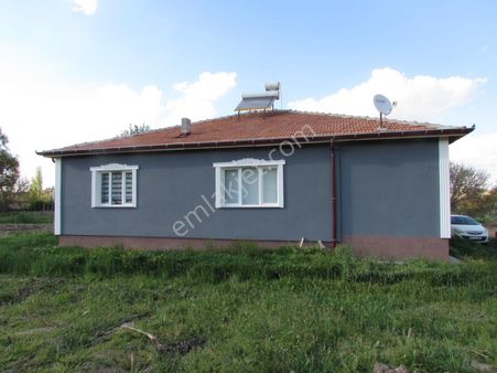 Yıldızlı Mahallesi Köy İçinde 3.327 M² Arsa İçinde 160 M² Tam Yapılı Mantolamalı Ev