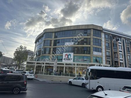 Beylikdüzü'nde Ofis, Kurs, Etüt Merkezine Uygun Kiralık İşyeri