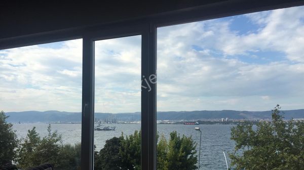 Değirmendere Sahil Deniz Manzaralı 2+1 Kiralık Daire