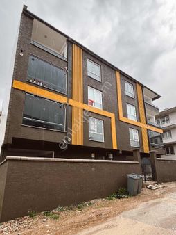 Akhisar Mahallesi'nde Fırsat 140 M2 Geniş Daire