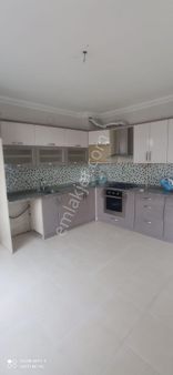 Yunuslu Mahallesinde Nazar Sitesinde 4+1 Kat 4 De Satılık Full Yapılı Daire