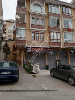 Ahmet Şefik Kolaylı Caddesinde Ara Kat 3+1 Kiralık