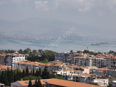 Site İçinde Deniz Manzaralı D.gazlı Asansörlü Eşyalı Kiralık 3+1 Daire