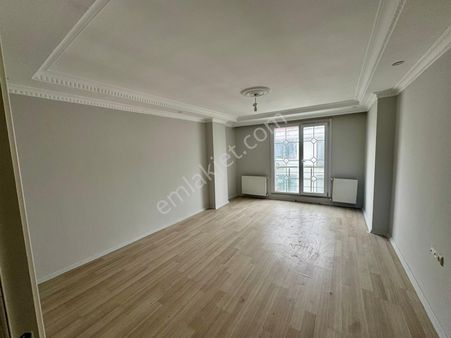 Esenyurt Balıkyolunda Merkezi Konumda 2+1 Kiralık Daire