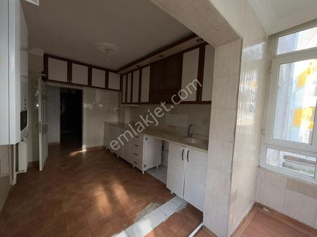 Sincan║mareşal Mh.║3+1║katta║ön Cephe║ Geniş ║kiralık ║daire