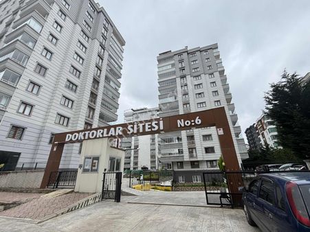 Promade Emlak'tan Atakum Çobanlı'da Site İçi Kiralık Geniş 3+1