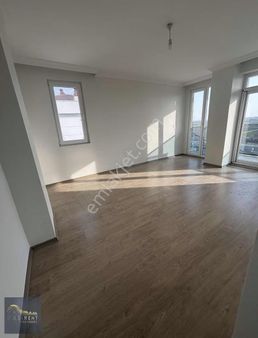 Emniyet Yanı Lüks Ön Cephe 2+1 Kiralık Daire