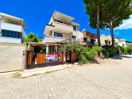 Didim Yeşilkentin Kalbinde Donanımlı Denıze Çok Yakın4+1tribleks