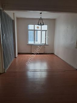 Avrupa Emlak Tan Fatih Mh 83m² 2+1 3.kat,arka Cephe-hisse Tapu,yüksek Hisseli,binada Eksik Daire Var