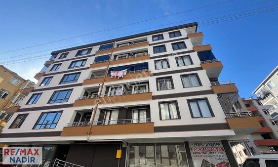Re/max'ten Tirebolu Demirci Mah.'de Sıfır 3+1 Daireler