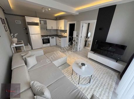 Emlakkent'ten Satılık Lüks Eşyalı İskanlı 1+1 Daire