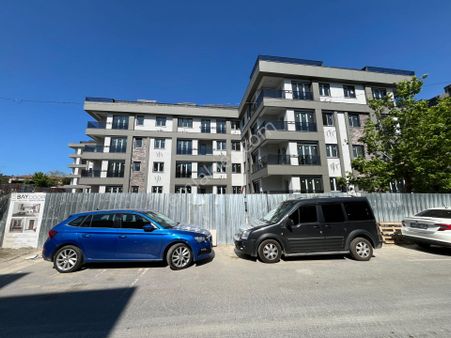Üsküdar Barbaros Satılık Daire Sıfır Sitede 2+1 Ebeveynli