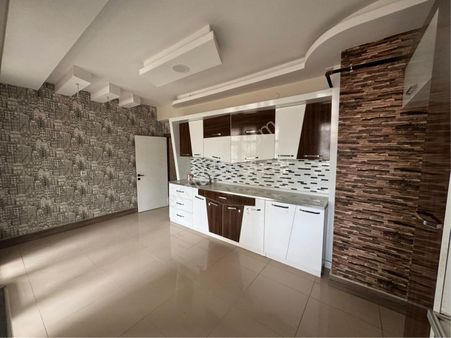 Nurettin Emlaktan Kiralık 3+1 Yüksek Giriş Kat Daire