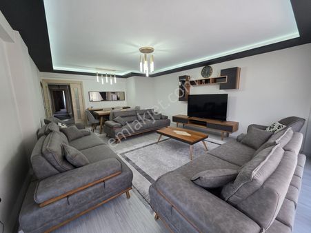 Yalıncak'ta Deniz Manzaralı 3+1 Lüks Daire: 180m², Yerden Isıtma