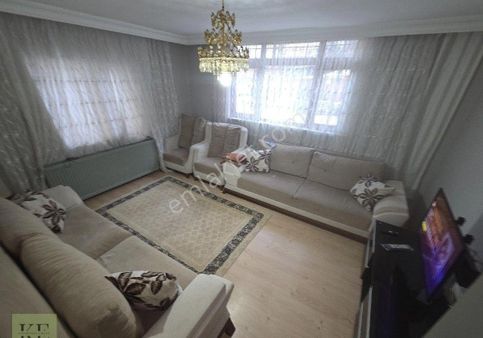 Ankara Sincan Mareşalda 3+1 2004 Yapım Bağımsız Salon Acil Satılık Daire